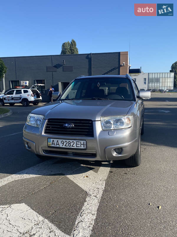 Внедорожник / Кроссовер Subaru Forester 2007 в Киеве