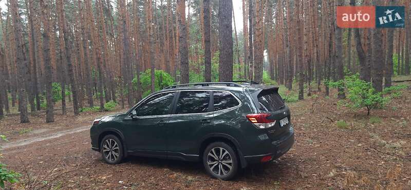 Внедорожник / Кроссовер Subaru Forester 2023 в Полтаве