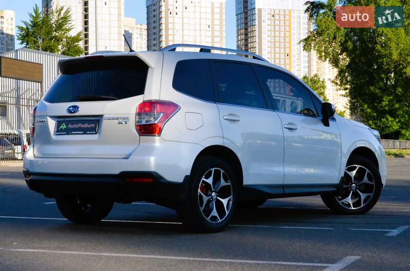 Внедорожник / Кроссовер Subaru Forester 2014 в Киеве