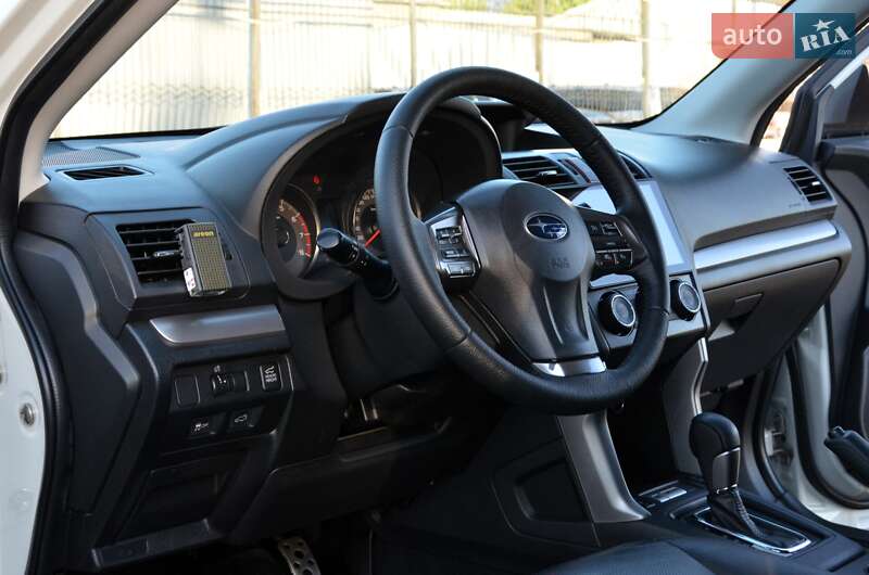 Внедорожник / Кроссовер Subaru Forester 2014 в Киеве