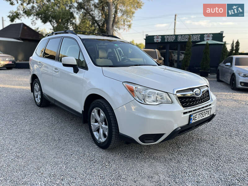 Внедорожник / Кроссовер Subaru Forester 2014 в Новомосковске