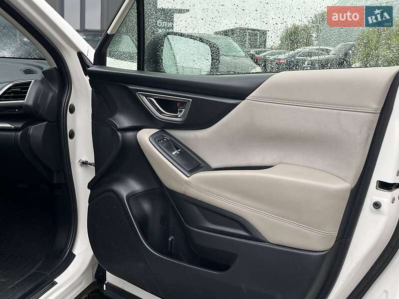 Позашляховик / Кросовер Subaru Forester 2018 в Львові фото 8 Позашляховик / Кросовер Subaru Forester 2018 в Львові