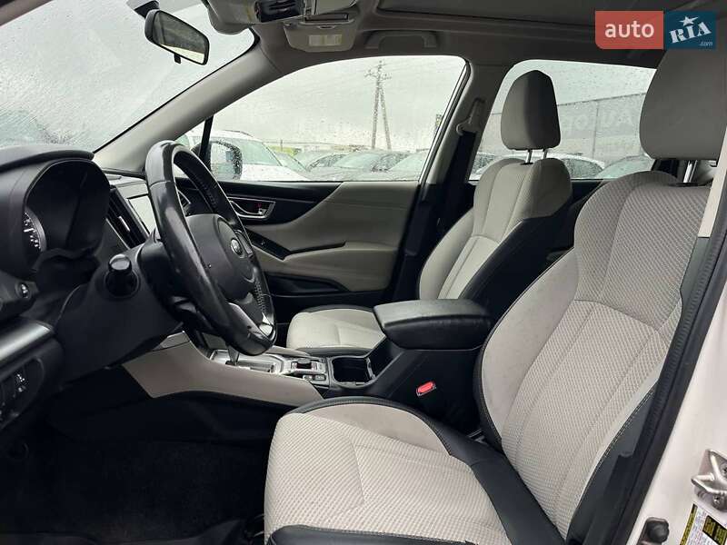 Позашляховик / Кросовер Subaru Forester 2018 в Львові фото 18 Позашляховик / Кросовер Subaru Forester 2018 в Львові