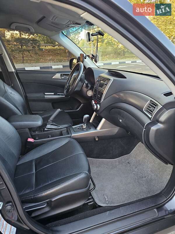 Внедорожник / Кроссовер Subaru Forester 2012 в Николаеве