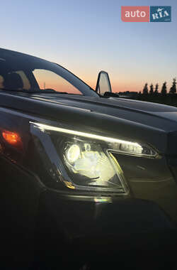 Внедорожник / Кроссовер Subaru Forester 2022 в 