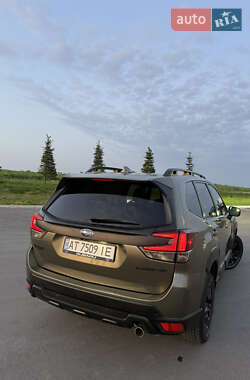 Внедорожник / Кроссовер Subaru Forester 2022 в 