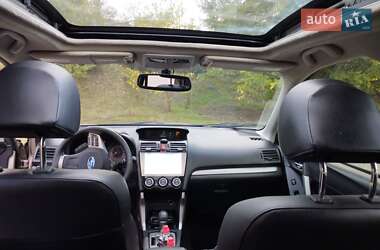 Внедорожник / Кроссовер Subaru Forester 2015 в 