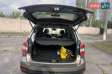 Внедорожник / Кроссовер Subaru Forester 2015 в 