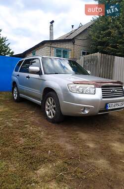 Внедорожник / Кроссовер Subaru Forester 2006 в 
