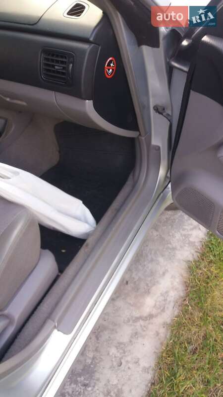 Внедорожник / Кроссовер Subaru Forester 2003 в Каменском