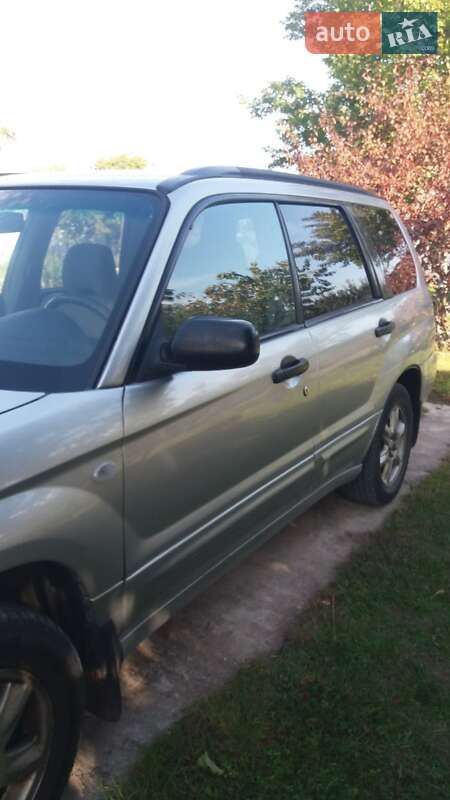 Внедорожник / Кроссовер Subaru Forester 2003 в Каменском