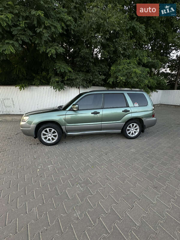 Внедорожник / Кроссовер Subaru Forester 2006 в Снятине
