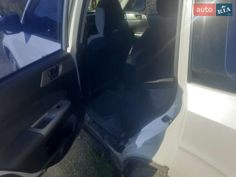 Позашляховик / Кросовер Subaru Forester 2010 в Дніпрі