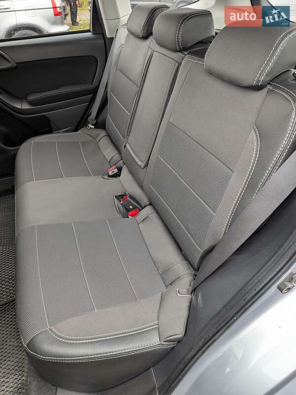 Внедорожник / Кроссовер Subaru Forester 2014 в Ивано-Франковске