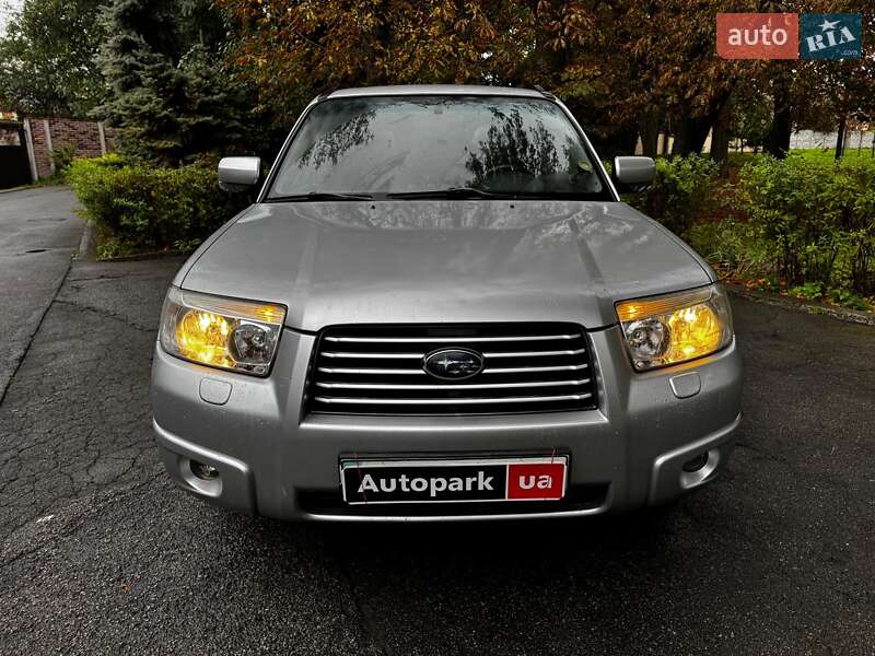 Позашляховик / Кросовер Subaru Forester 2006 в Києві