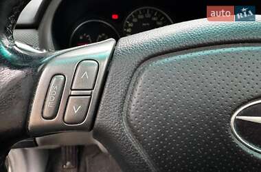 Внедорожник / Кроссовер Subaru Forester 2006 в 