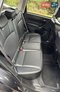Внедорожник / Кроссовер Subaru Forester 2013 в 