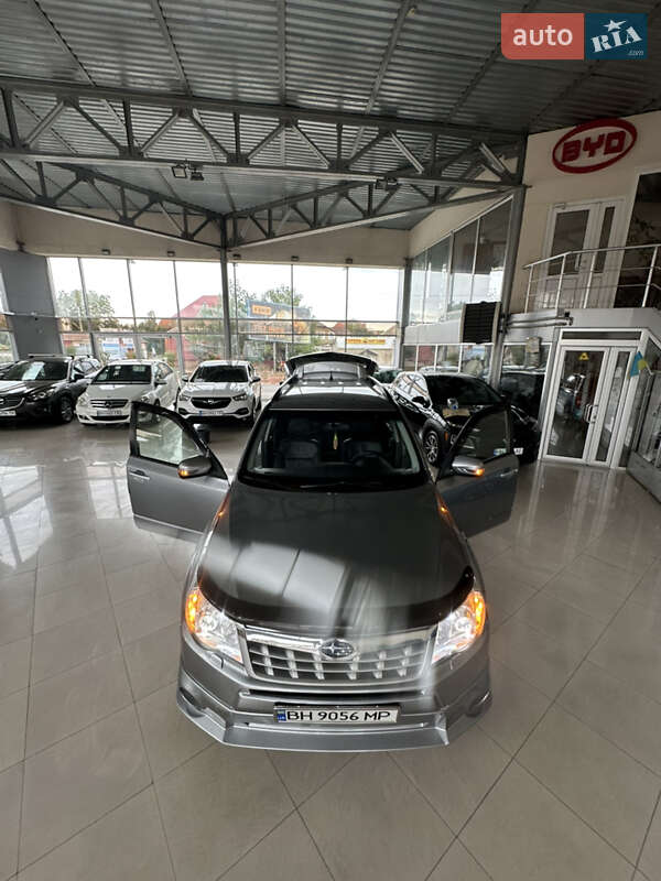 Внедорожник / Кроссовер Subaru Forester 2011 в Одессе