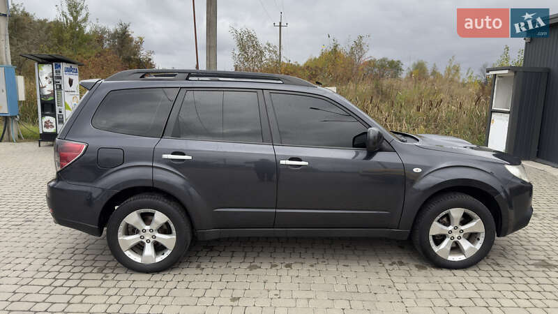 Внедорожник / Кроссовер Subaru Forester 2009 в Жовкве