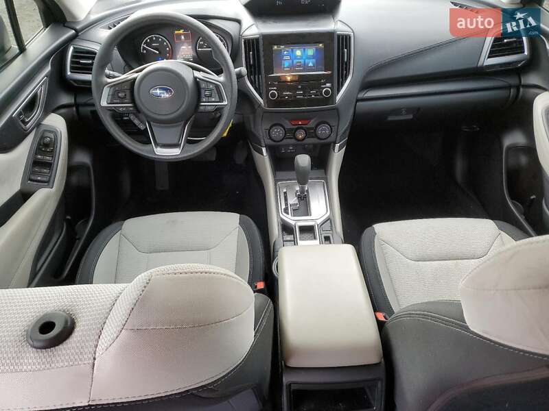 Позашляховик / Кросовер Subaru Forester 2020 в Чернівцях