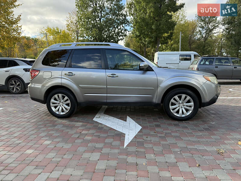 Внедорожник / Кроссовер Subaru Forester 2011 в Кропивницком