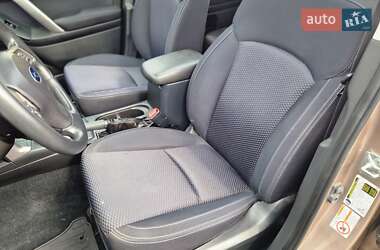 Внедорожник / Кроссовер Subaru Forester 2014 в 