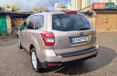 Внедорожник / Кроссовер Subaru Forester 2014 в 