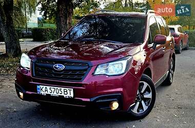 Внедорожник / Кроссовер Subaru Forester 2018 в 