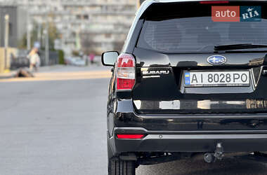 Внедорожник / Кроссовер Subaru Forester 2015 в 