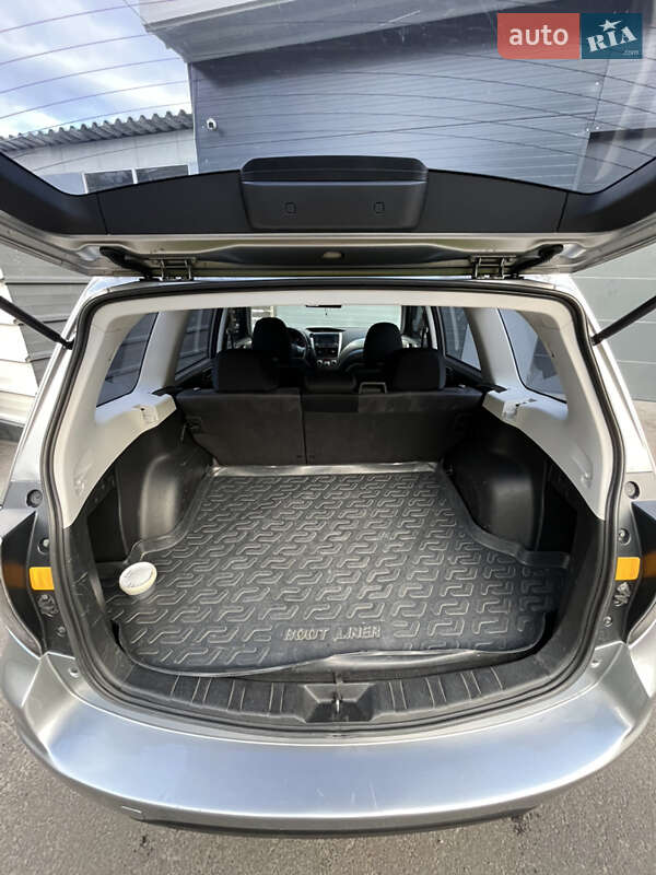 Позашляховик / Кросовер Subaru Forester 2008 в Києві