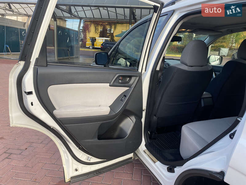 Внедорожник / Кроссовер Subaru Forester 2013 в Ровно фото 15 Внедорожник / Кроссовер Subaru Forester 2013 в Ровно
