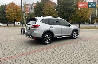 Внедорожник / Кроссовер Subaru Forester 2023 в 