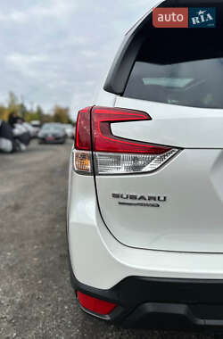 Внедорожник / Кроссовер Subaru Forester 2022 в 