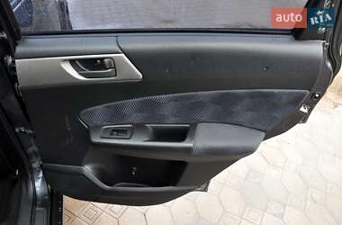 Внедорожник / Кроссовер Subaru Forester 2008 в 