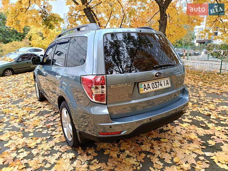 Внедорожник / Кроссовер Subaru Forester 2008 в Киеве