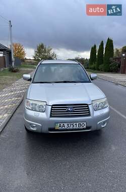 Внедорожник / Кроссовер Subaru Forester 2006 в Киеве