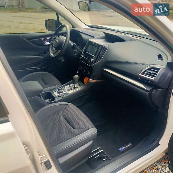 Позашляховик / Кросовер Subaru Forester 2018 в Києві