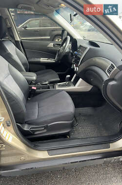 Внедорожник / Кроссовер Subaru Forester 2008 в 