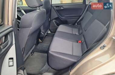 Позашляховик / Кросовер Subaru Forester 2014 в  фото 25 Позашляховик / Кросовер Subaru Forester 2014 в
