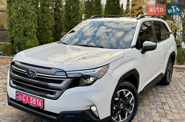 Внедорожник / Кроссовер Subaru Forester 2024 в Киеве
