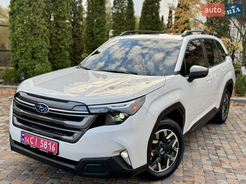 Внедорожник / Кроссовер Subaru Forester 2024 в 