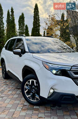Внедорожник / Кроссовер Subaru Forester 2024 в 