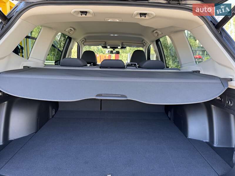 Внедорожник / Кроссовер Subaru Forester 2023 в Киеве