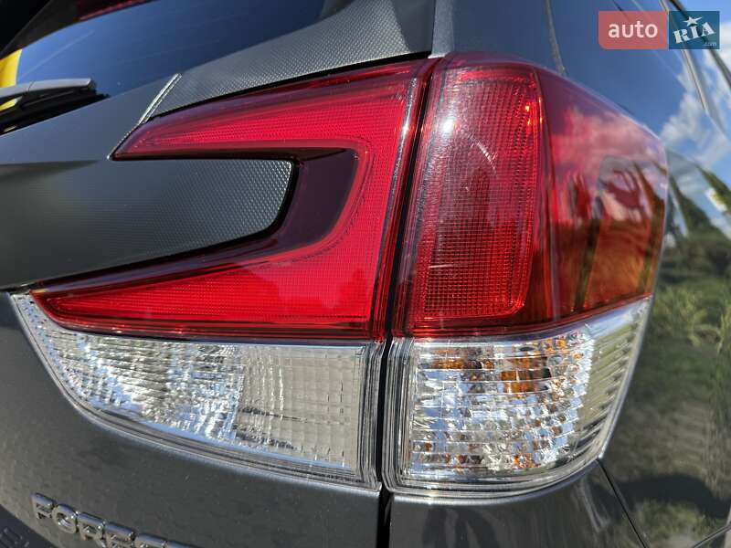 Внедорожник / Кроссовер Subaru Forester 2023 в Киеве