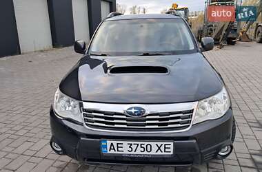 Внедорожник / Кроссовер Subaru Forester 2010 в Запорожье
