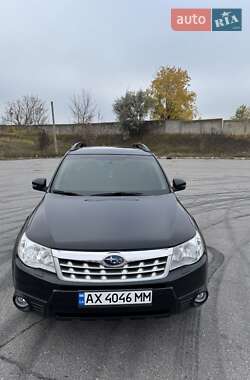 Позашляховик / Кросовер Subaru Forester 2011 в Харкові
