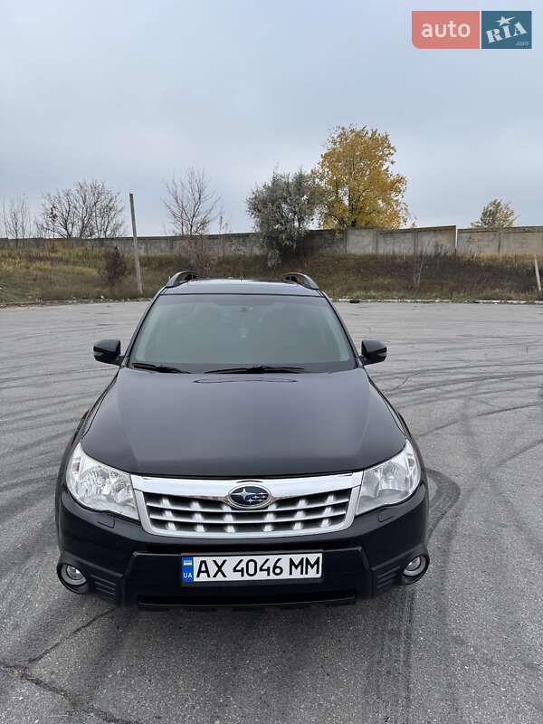 Внедорожник / Кроссовер Subaru Forester 2011 в Харькове