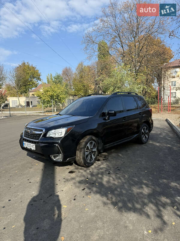 Позашляховик / Кросовер Subaru Forester 2018 в Дніпрі