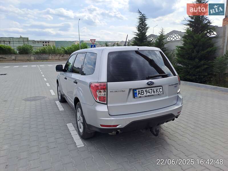 Внедорожник / Кроссовер Subaru Forester 2009 в Могилев-Подольске