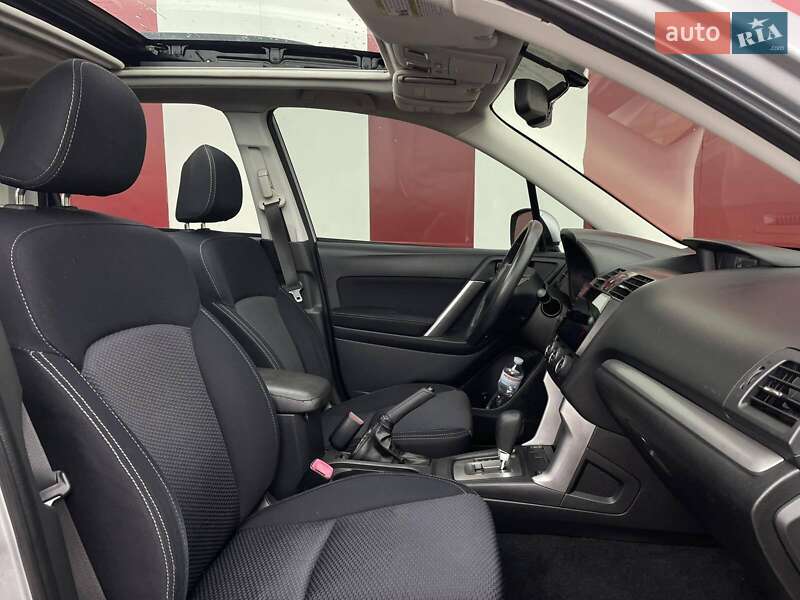 Позашляховик / Кросовер Subaru Forester 2014 в Дніпрі фото 21 Позашляховик / Кросовер Subaru Forester 2014 в Дніпрі